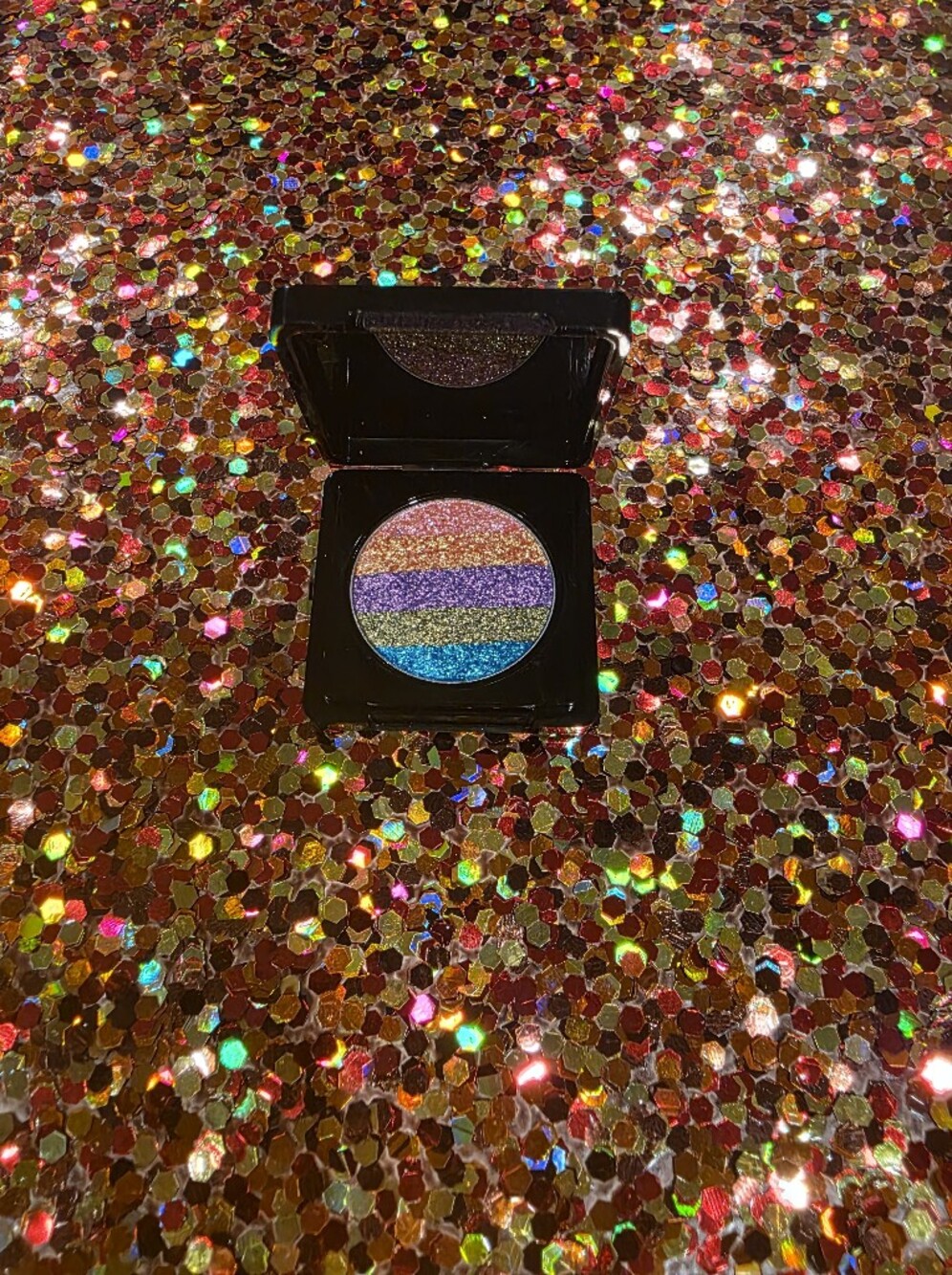 Rainbow Glitter Pressed Eyeshadow - Multi-Strip Sparkle